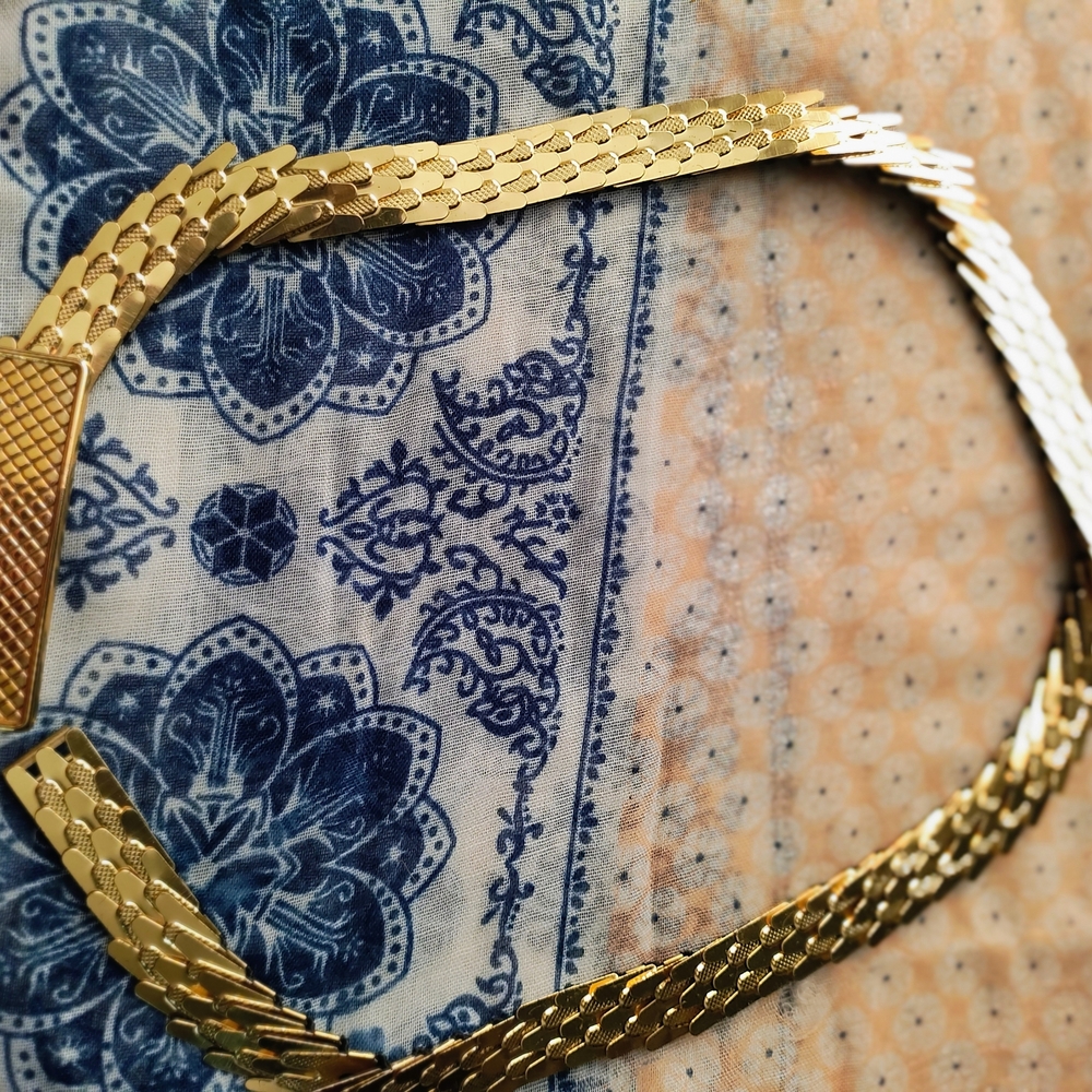 Elegant Gold Women's Belt